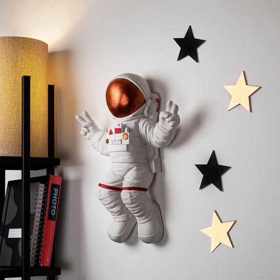 Semnul Pacii Astronaut - 3 Decorare perete 35x10x47 alb-Bronz