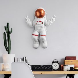 Semnul Pacii Astronaut - 3 Decorare perete 35x10x47 alb-Bronz